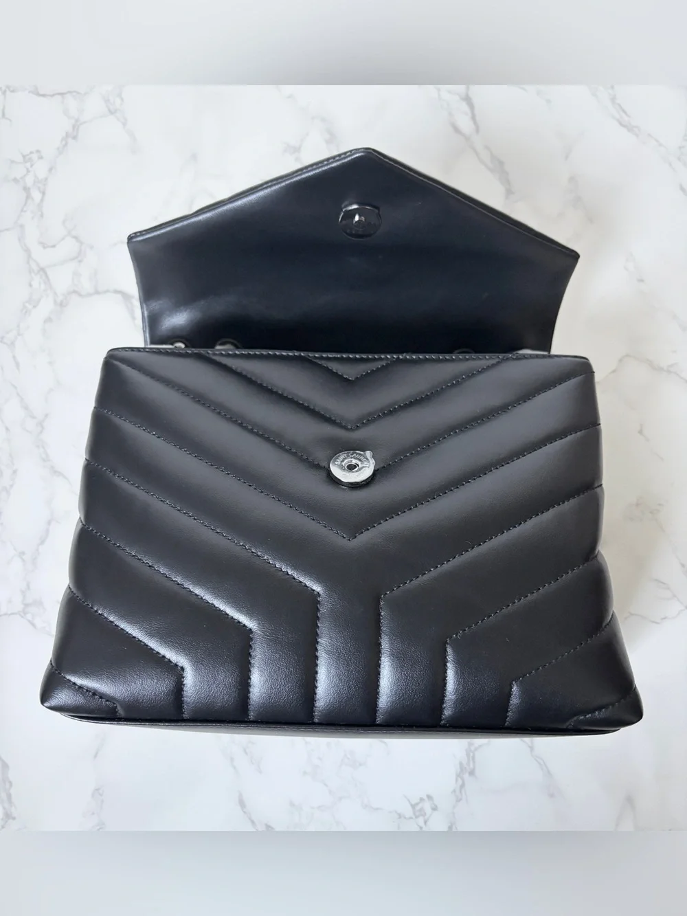 New Saint Laurent YSL Small Loulou Shoulder Bag Black w/Black Hardware
